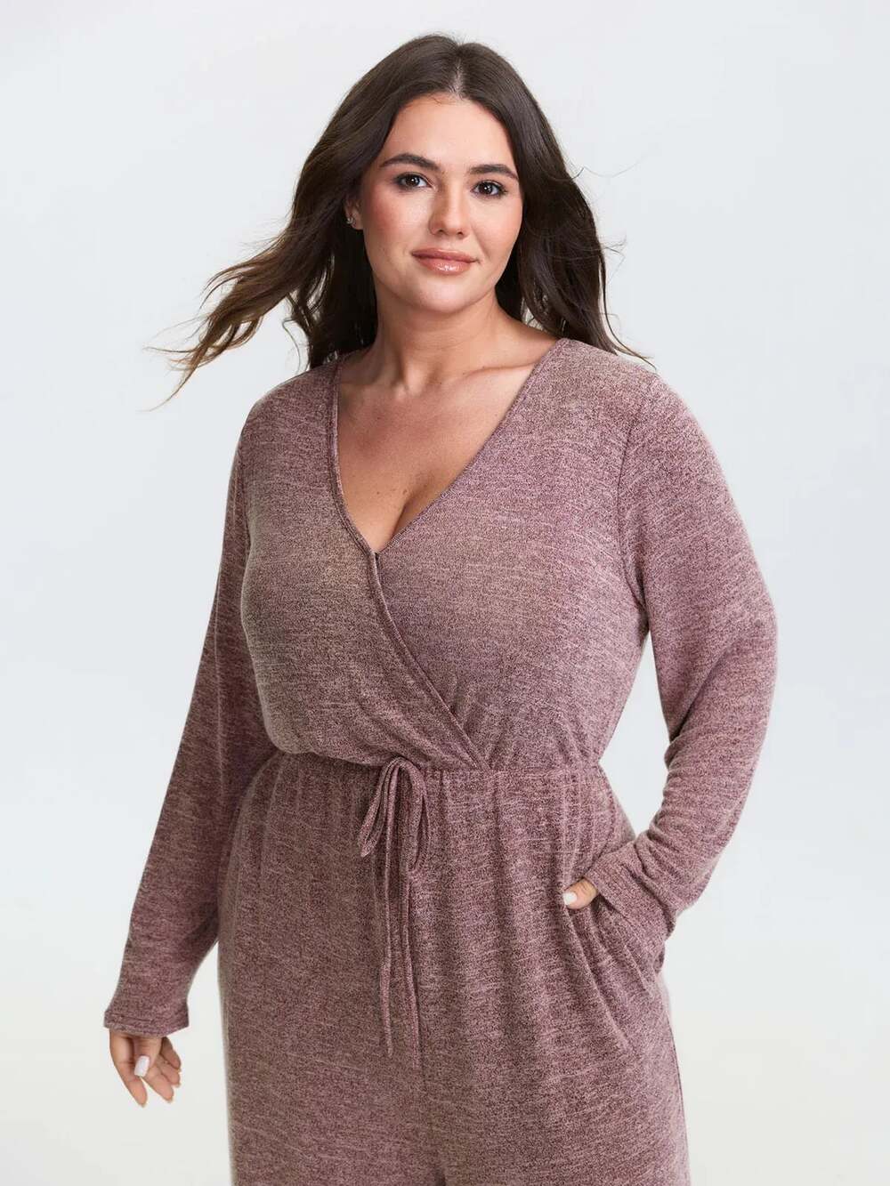 BloomChic Women's Plus Size 14-16/1X Long Sleeve V-Neck Jumpsuit with Pockets - Picture 2 of 9